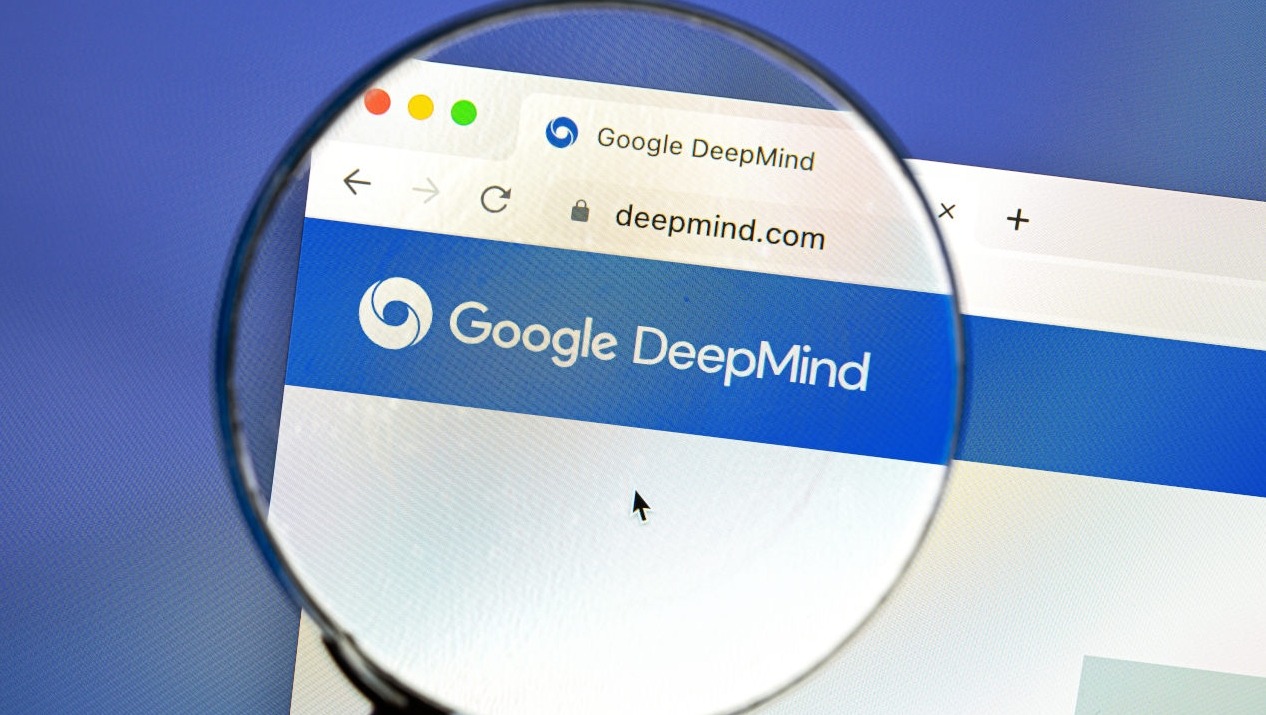Genie 3 de la Google DeepMind este un model de simulare AI care transformă descrierile textuale în lumi virtuale interactive și coerente